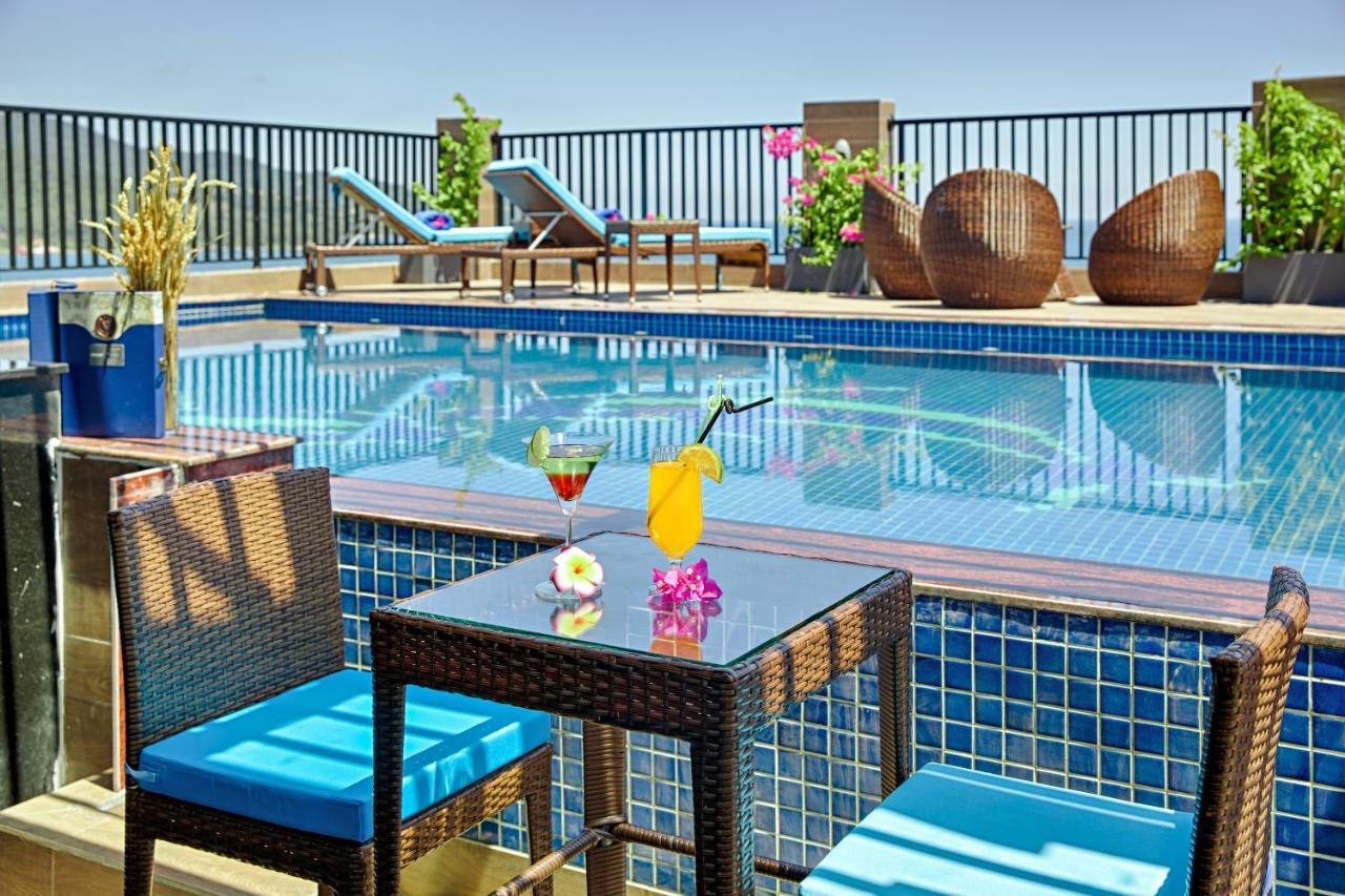 Seashore Hotel & Apartment ดานัง ภายนอก รูปภาพ